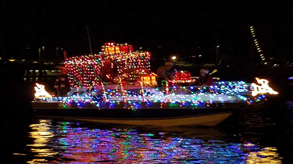 Event in Naples Bay Christmas Boat Parade Traum Urlaub Florida