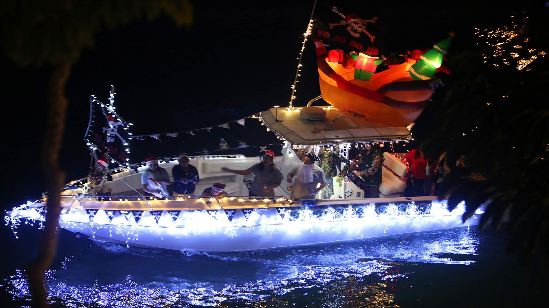 Event in Naples Bay Christmas Boat Parade Traum Urlaub Florida